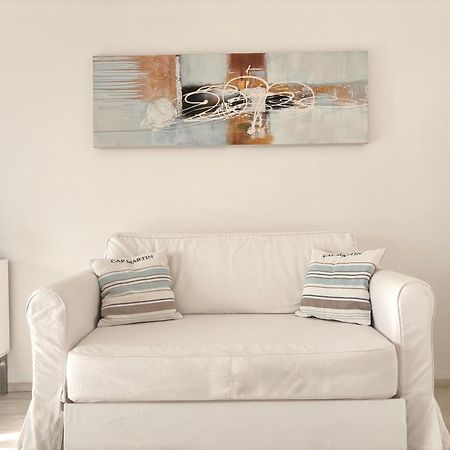 French Riviera Apartment With Swimming Pool And Free Parking Near Monaco Roquebrune-Cap-Martin Exteriör bild